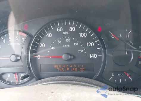 2004 Nissan Pathfinder Armada Se z USA, uszkodzony, nr VIN 5N1AA08A14N745441